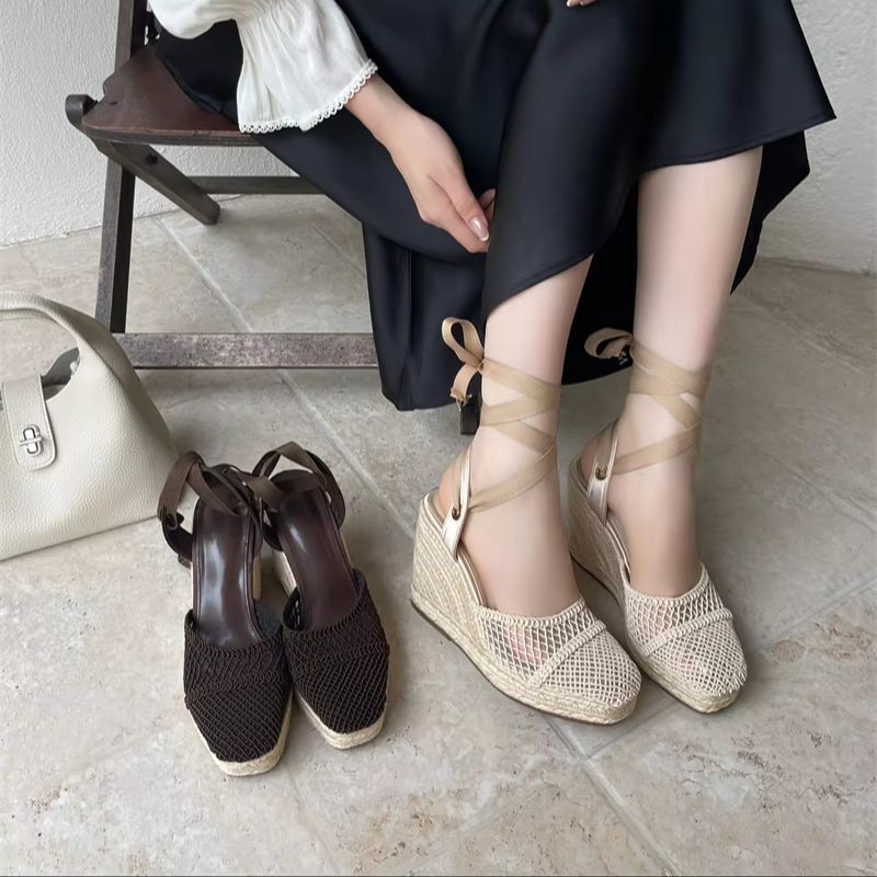 レディース サンダル、夏用、ブラウン、ウェッジヒール、女性用 - Sandal Strappy Heeled のレビューと価格